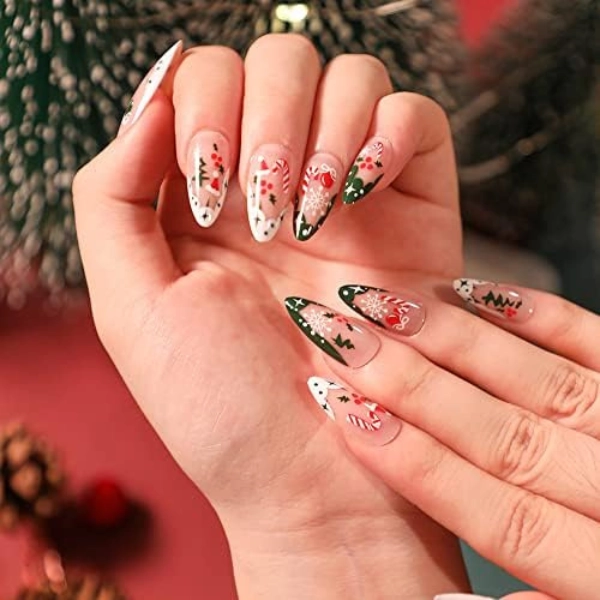 Acrylic-Almond-Christmas-Nails-Christmas-Tree