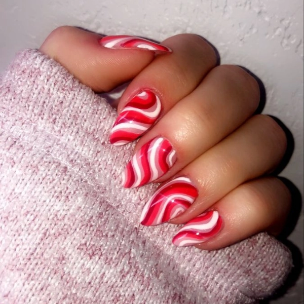 Acrylic-Almond-Christmas-Nails-Peppermint-Swirls