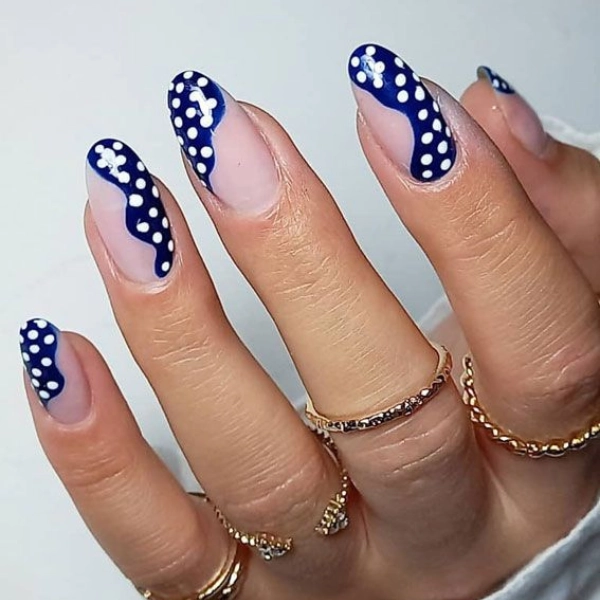 Almond-Blue-Summer-Nails-Polka-Dots.