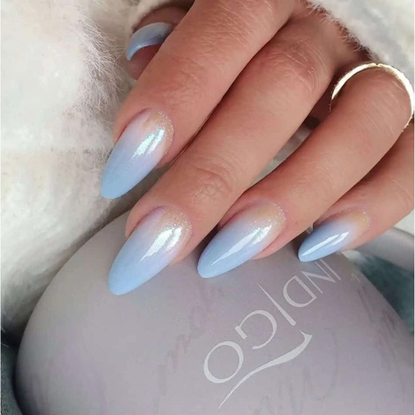 Almond-Blue-Summer-Nails-Sky-Blue-Ombre