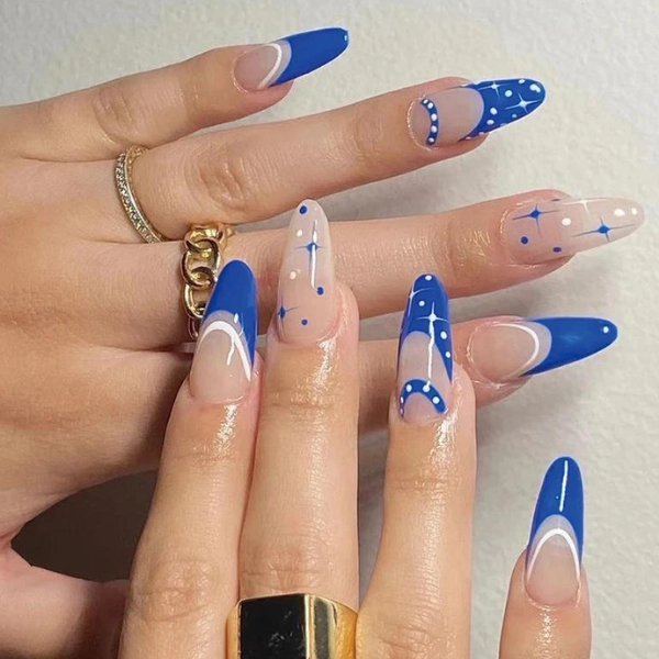 Almond-Blue-Summer-Nails-Starry-Night