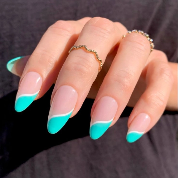 Almond-Blue-Summer-Nails-Turquoise-Tips