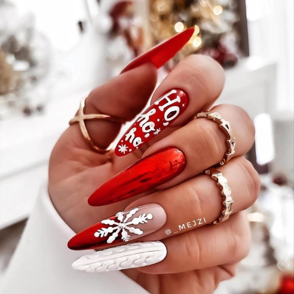 Almond-shape-Christmas-nails-Joyful-Letters