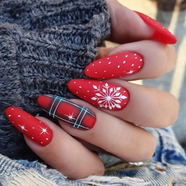 Almond-shape-Christmas-nails-Plaid-and-Glitter