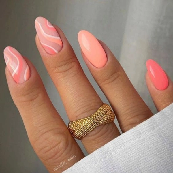 Almond-shape-summer-nails-Coral-Reef