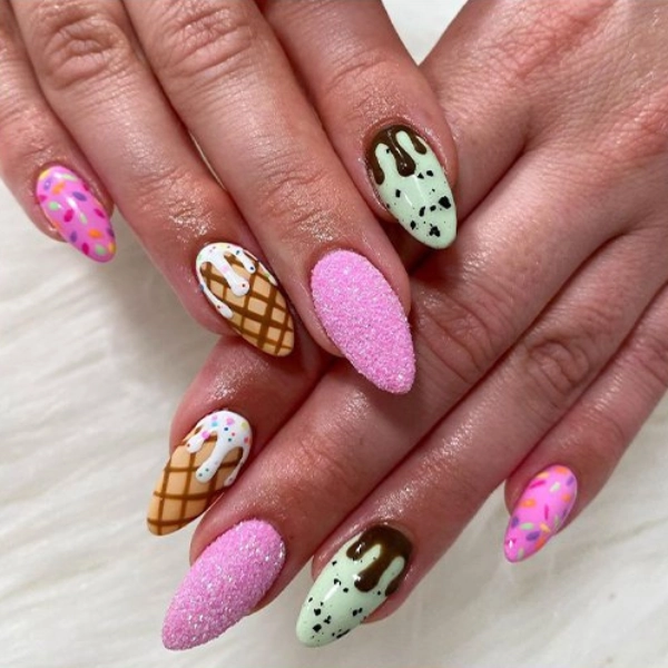 Almond-shape-summer-nails-Ice-Cream-Cones