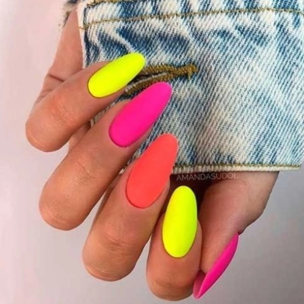 Almond-shape-summer-nails-Matte-Neon