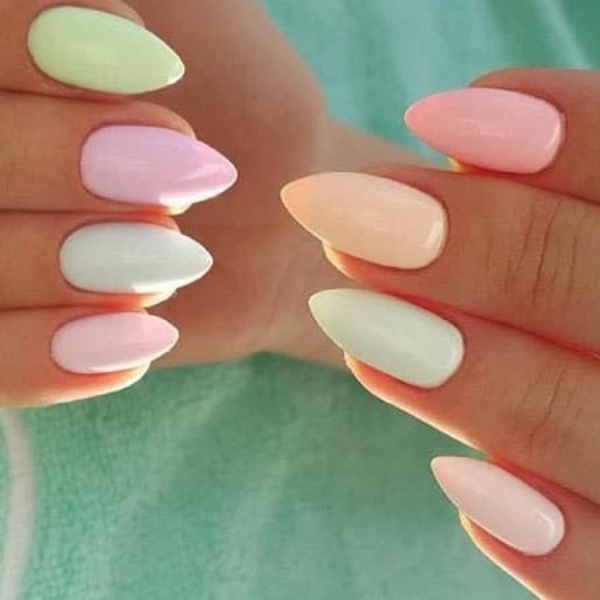 Almond-shape-summer-nails-Pastel