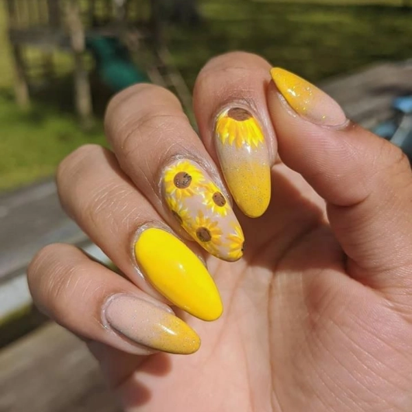 Almond-shape-summer-nails-Sunflower