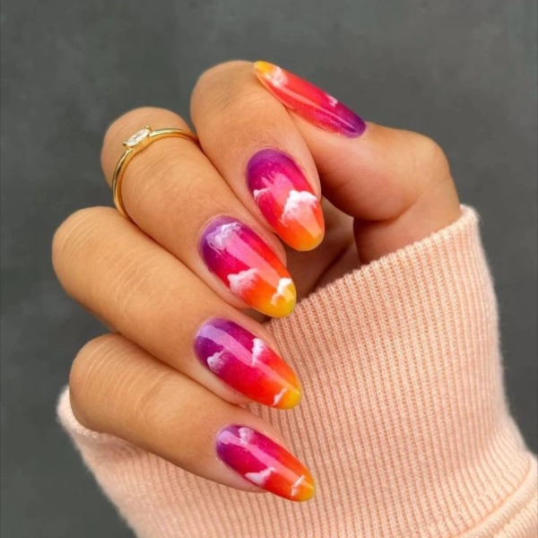 Almond-shape-summer-nails-Sunset-Ombre