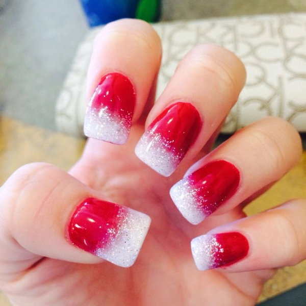 Easy-Christmas-nail-Red-Glitter-Ombre