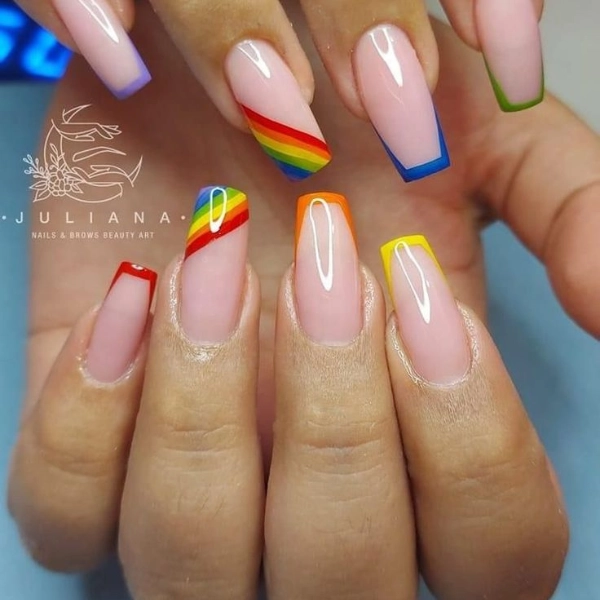 Short-Coffin-Summer-Nails-Rainbow-Stripes