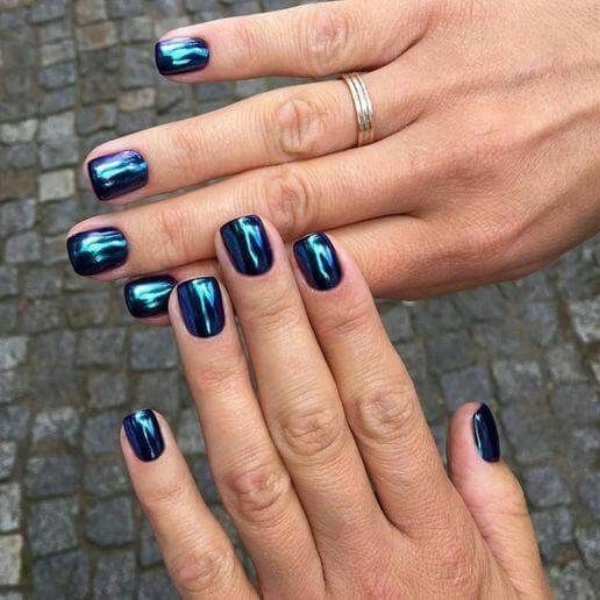 Short-Gel-Summer-Nails-Metallic