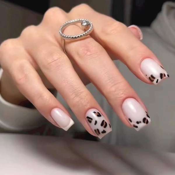 Short-Square-Summer-Nails-Animal