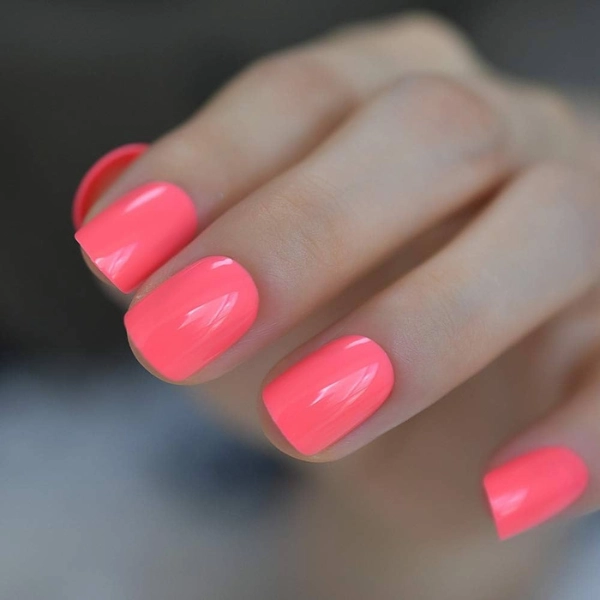 Short-Square-Summer-Nails-Bright-Neon