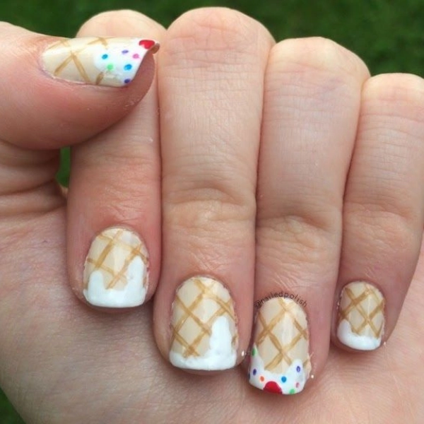 Short-Square-Summer-Nails-Ice-Cream-Cones