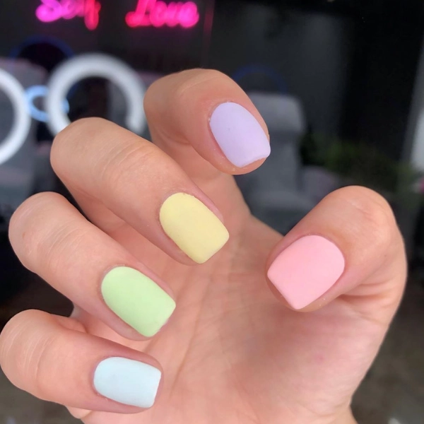 Short-Square-Summer-Nails-Pastel