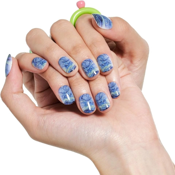 Short-Square-Summer-Nails-Starry-Night