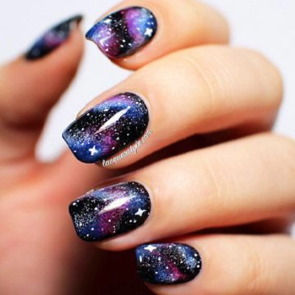 Simple-Purple-Summer-Nails-Galaxy