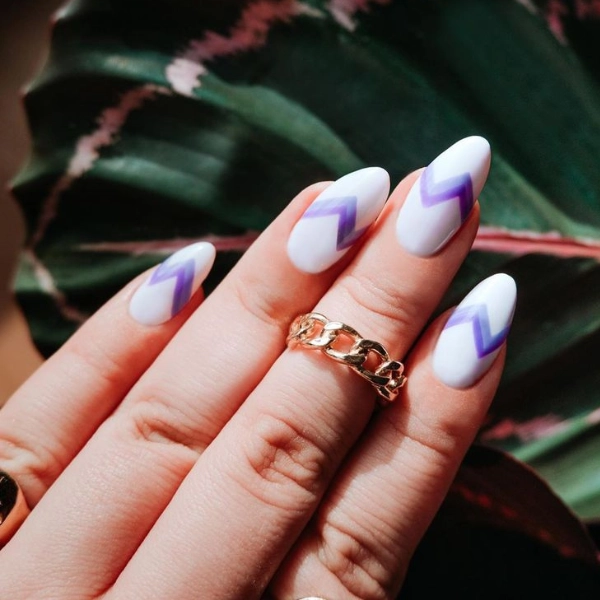 Simple-Purple-Summer-Nails-Geometric