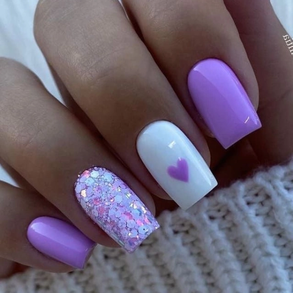 Simple-Purple-Summer-Nails-Hearts