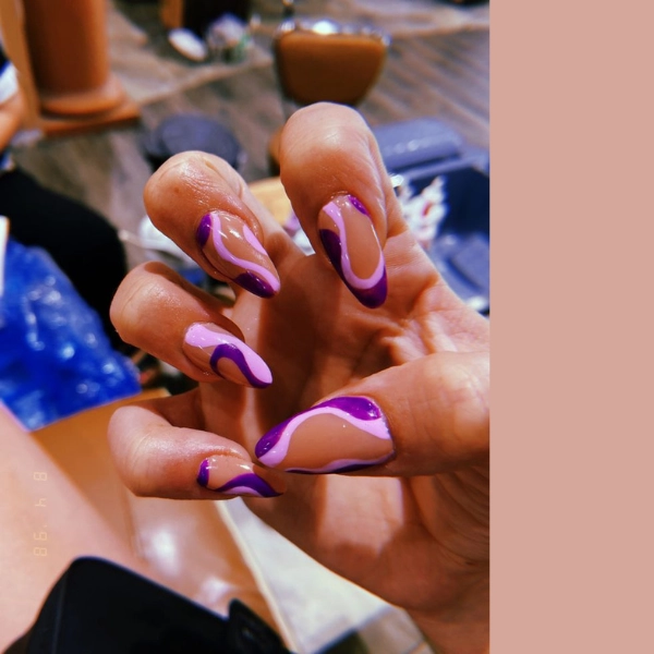 Simple-Purple-Summer-Nails-Swirls