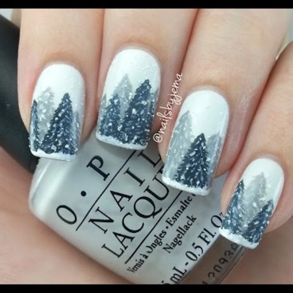 Simple-short-Christmas-nails-Winter-Wonderland