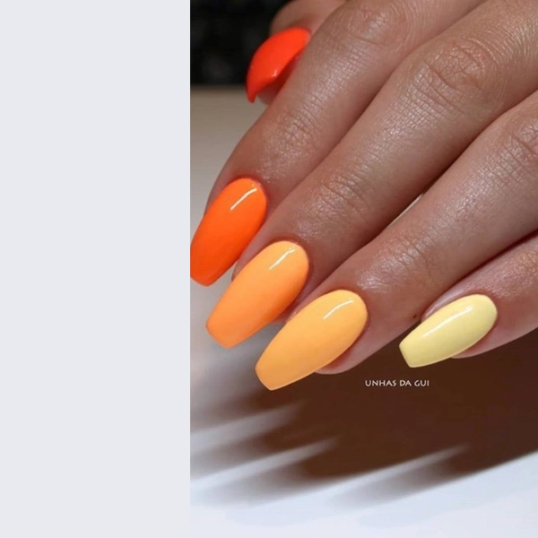 Simple-yellow-summer-nails-Gradient