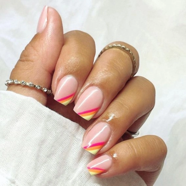 Summer-French-Tip-Nail-Striped