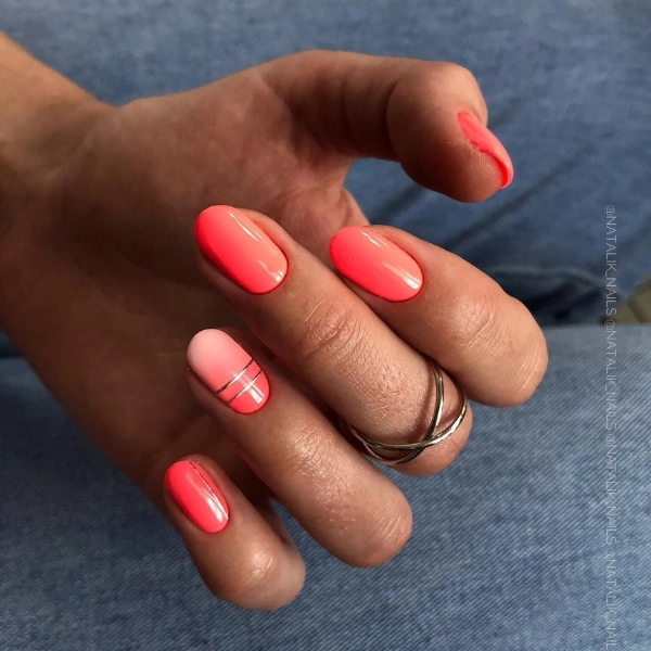 Summer-Nail-Color-Trends-Coral