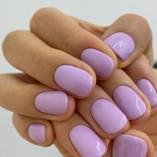 Summer-Nail-Color-Trends-Lavender-Hues