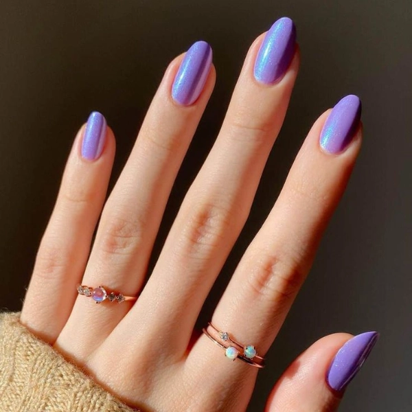 Summer-Nail-Color-Trends-Vivid-Purple