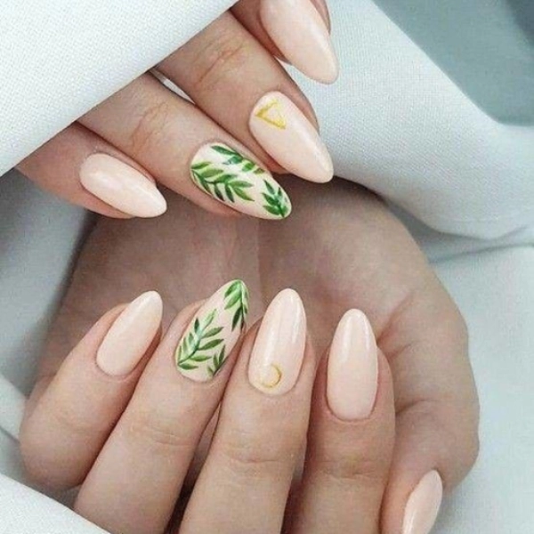 Summer-almond-nails-Bohemian