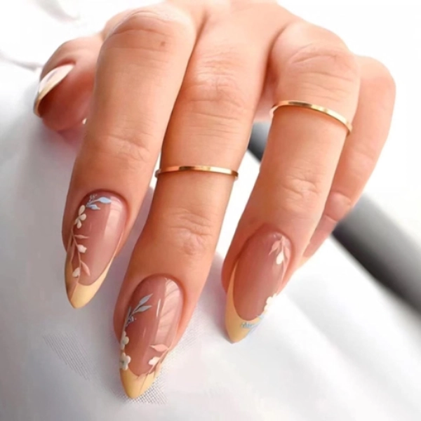 Summer-almond-nails-French-Tip