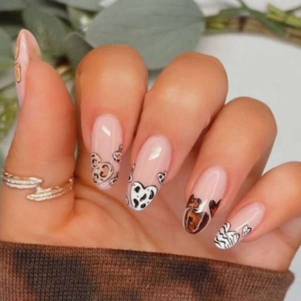 Trendy-Summer-Nail-Animal