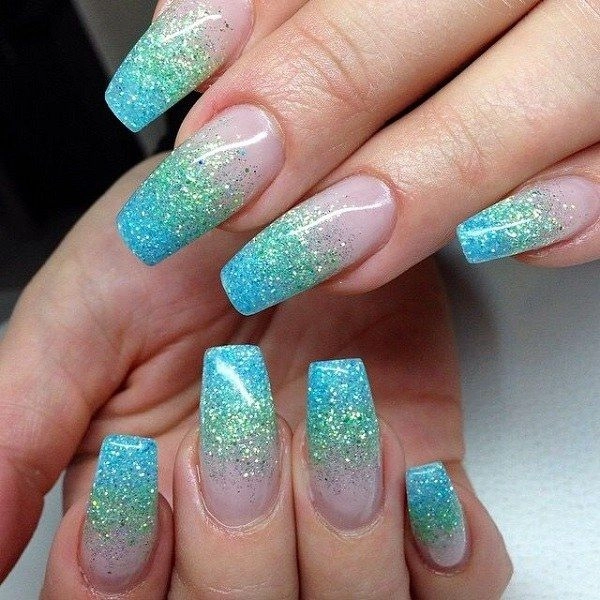 Trendy-Summer-Nail-Glitter-Gradient