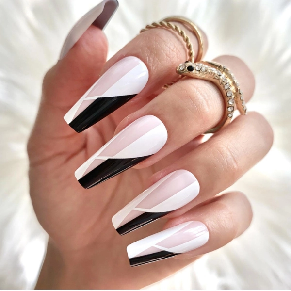 coffin-nails-designs-Minimalist