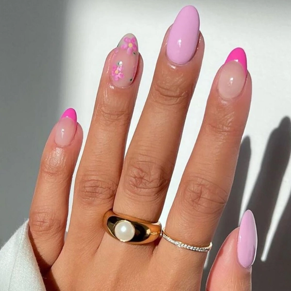 pink-simple-summer-nails-Glossy