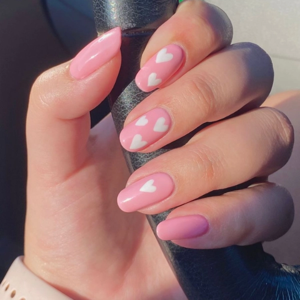 pink-simple-summer-nails-Heart