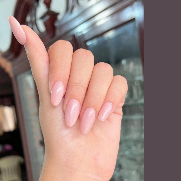 pink-simple-summer-nails-Pearl