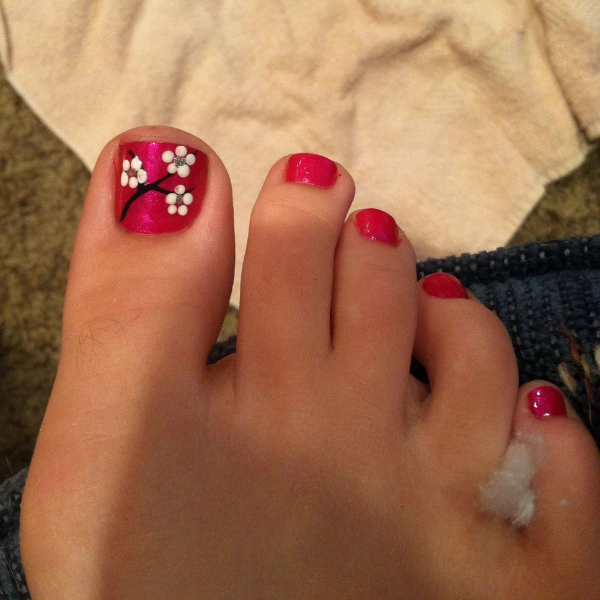 pink-summer-toe-nails-Cherry-Blossom