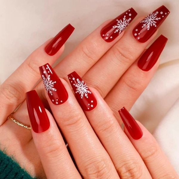 red-christmas-nails-Festive-Fireworks