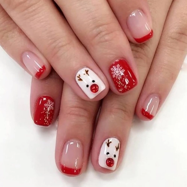 red-christmas-nails-White-Reindeer