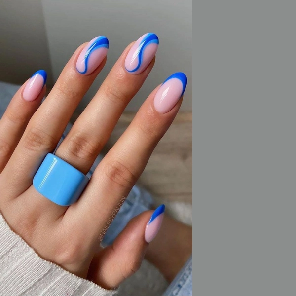 short-blue-summer-nails-Azure-French-Tips