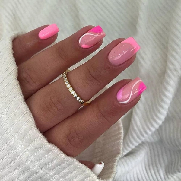 short-pink-nails-French-Manicure