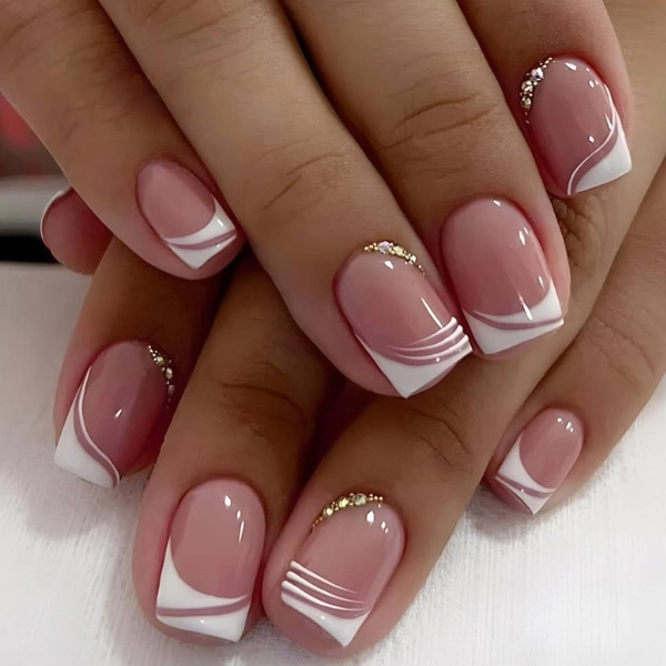 short-pink-nails-Pink-and-White-Stripes