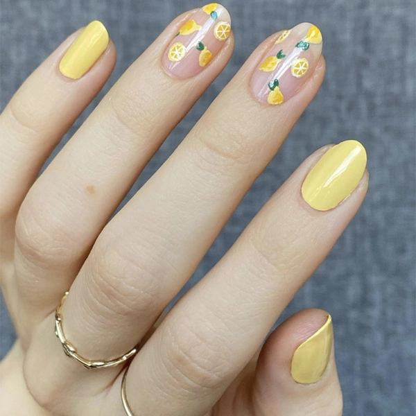 short-round-summer-nails-Lemon-Zest