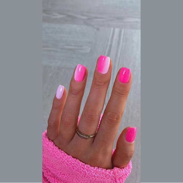 short-summer-nails-Pink