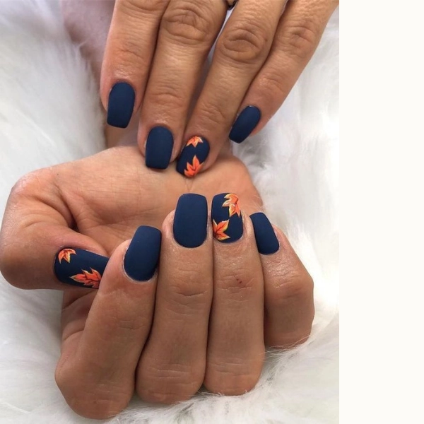 simple-blue-summer-nails-Matte