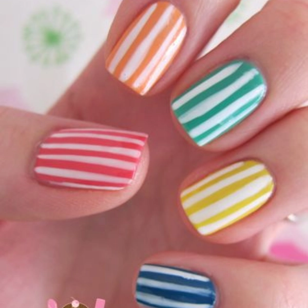 simple-short-summer-nails-Candy-Stripes